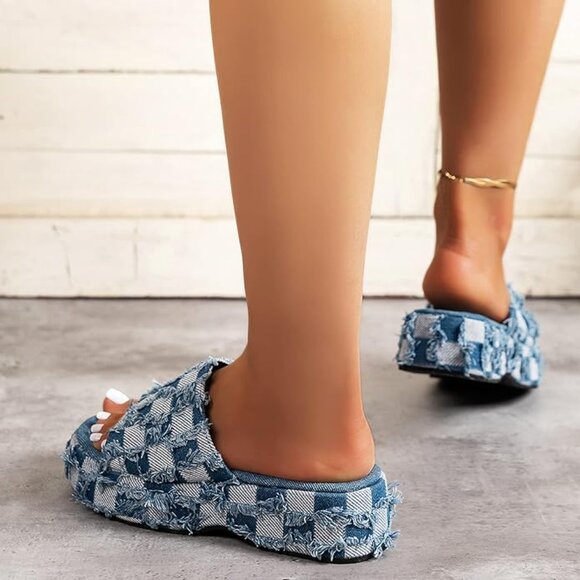 Women's Denim Boho Sandals - Picture 7 of 7